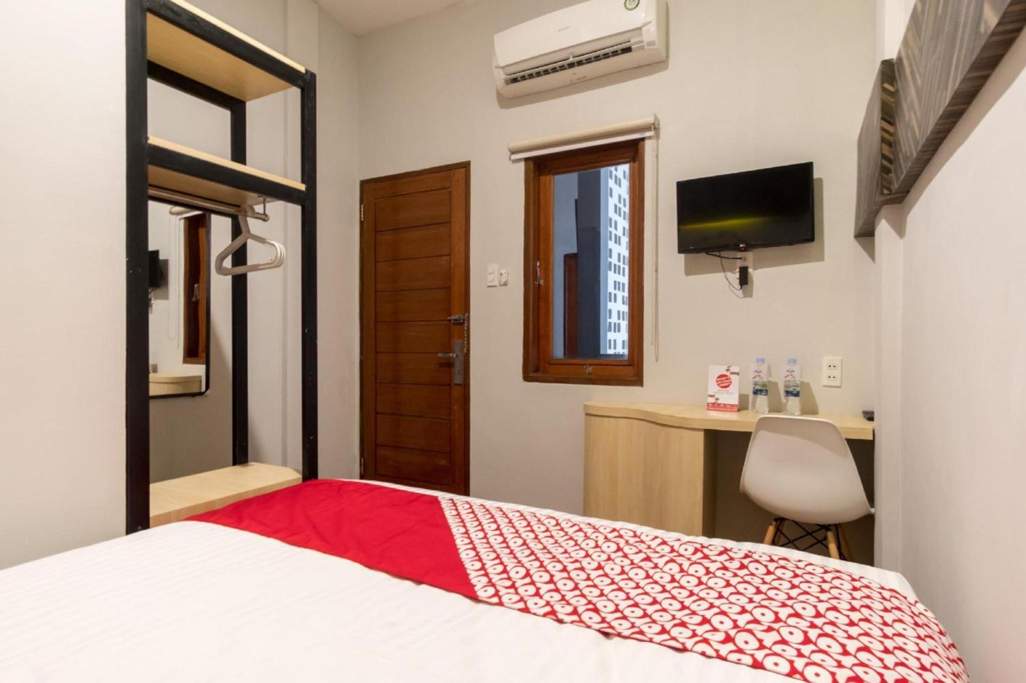 Super Oyo 456 Aljadid Guest House Медан Экстерьер фото